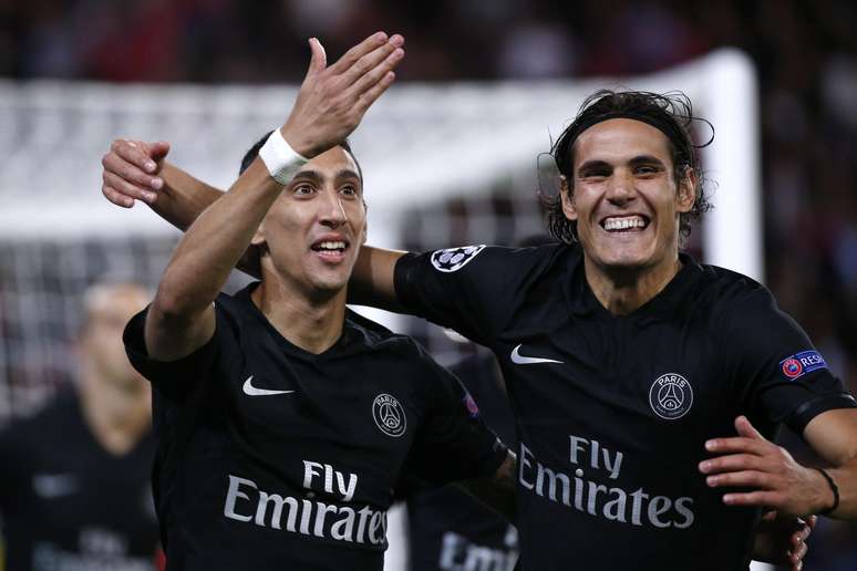 Dupla Di María (esq,) e Cavani fez os gols da vitória do Paris Saint-Germain