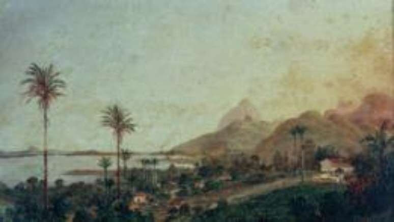 Lagoa Rodrigo de Freitas antes da urbanização; à frente, na direita, o Morro Dois Irmãos
