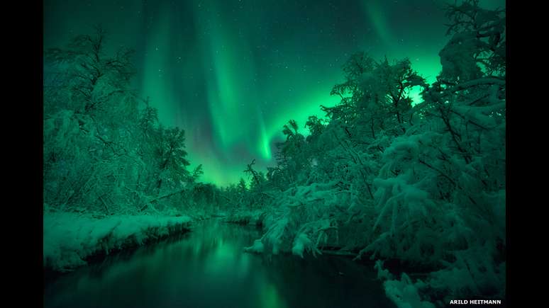 A premiação de "Melhor Fotógrafo de Astronomia do Ano divulgou seus vencedores. As fotos vão de fenômenos cintilantes no céu noturno até paisagens estreladas a anos-luz de distância.