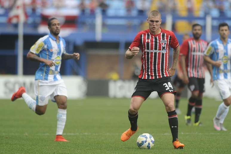 Osorio poupou titulares e escalou Lyanco improvisado na lateral direita