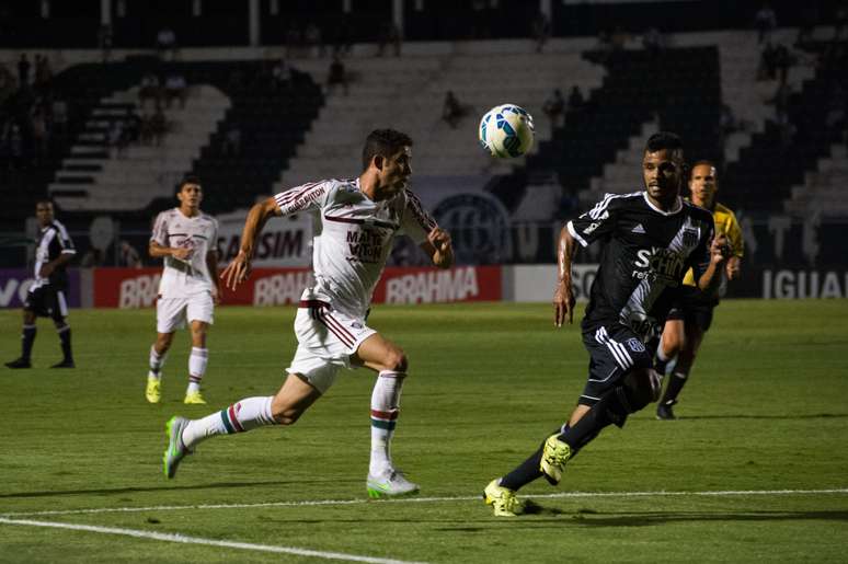 Ponte Preta resolveu a partida com gols no primeiro tempo