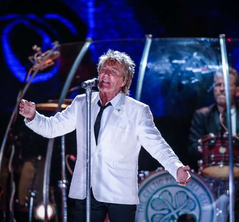 O romantismo de Rod Stewart encantou os fãs