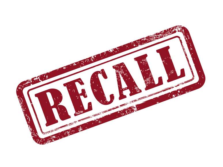 Recall dos veículos modelo HR-V, ano/modelo 2016, fabricados entre 10/3 a 11/9/2015, com numeração de chassis de 0002 até 3899 para confirmação do aperto dos parafusos dos cubos das rodas traseiras