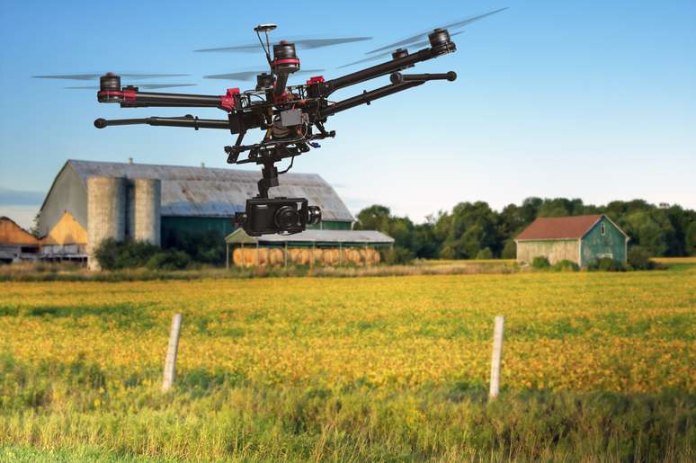 Mais de 80% do uso civil de drones têm como destino a área agrícola