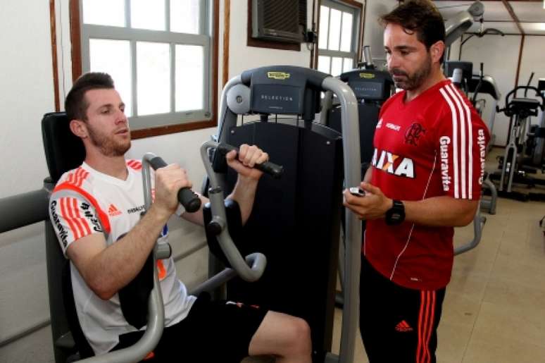 Preparador físico do Flamengo enfrentava um câncer desde o começo do ano