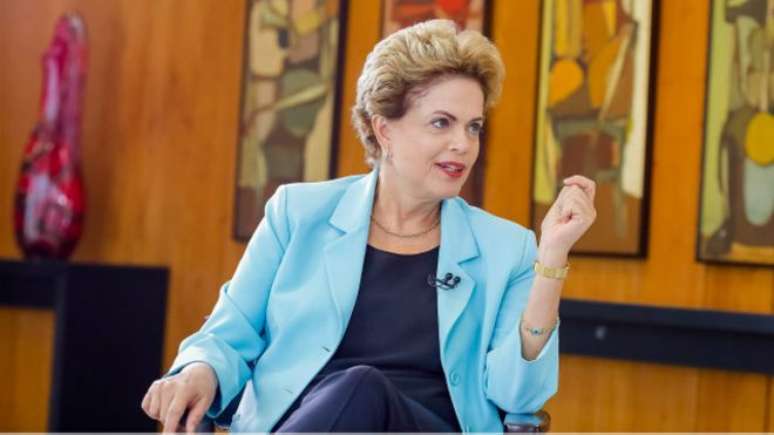 Dilma Rousseff tem hoje o menor índice de popularidade de um presidente da República desde 1989 