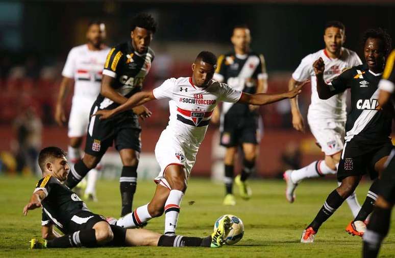 Na Copa Do Brasil, Vasco Tenta Tirar Vaga E Invencibilidade Do São Paulo