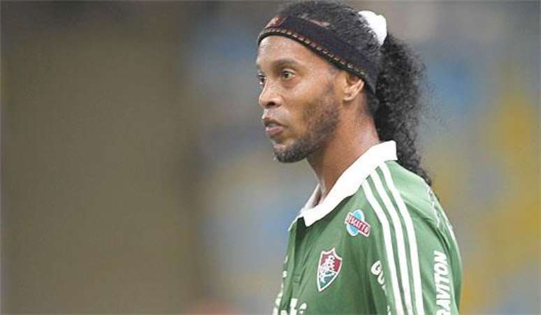 Após uma passagem rápida pelo Querétaro, do México, Ronaldinho ficou apenas dois meses no Fluminense