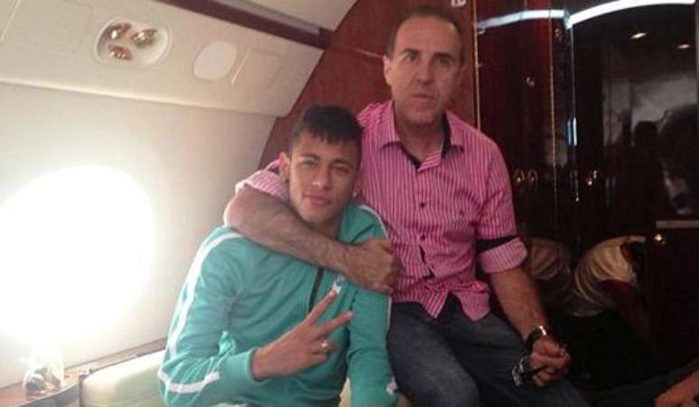 Neymar com o empresário Wagner Ribeiro