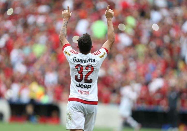 A vitória do Flamengo sobre o Joinville em imagens