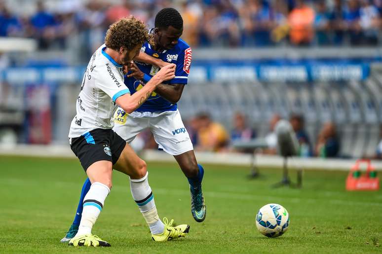 Empate mantém Grêmio sem vitória sobre o Cruzeiro no Mineirão desde 98