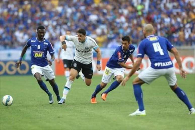 Giuliano participou do jogo contra o Cruzeiro, no Mineirão