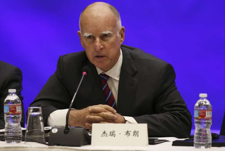 O governador da Califórnia, Jerry Brown