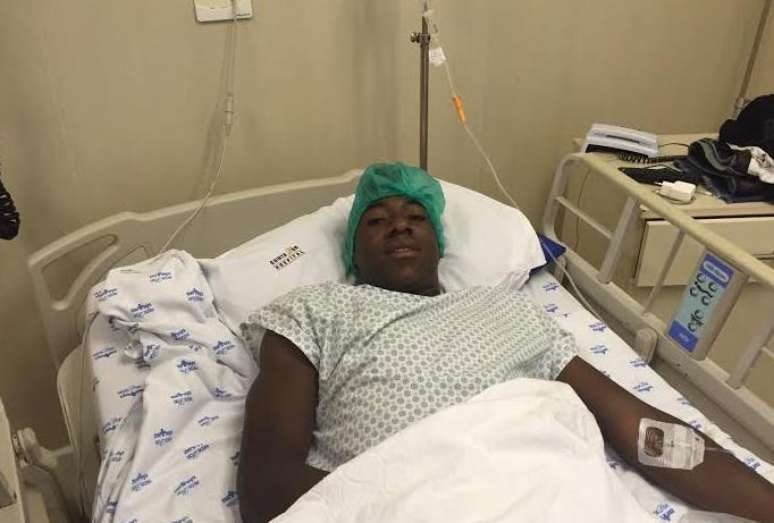 Léo, do Fluminense, foi operado nesta terça-feira