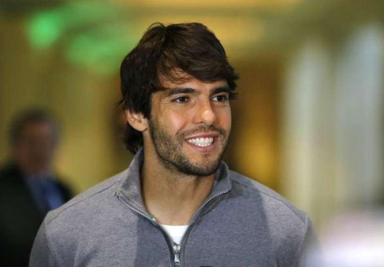Kaká chega ao hotel em que a Seleção Brasileira está em Santiago