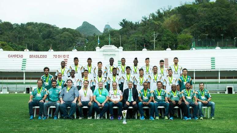 Jogadores do Fluminense campeões do Brasileiro Sub-20