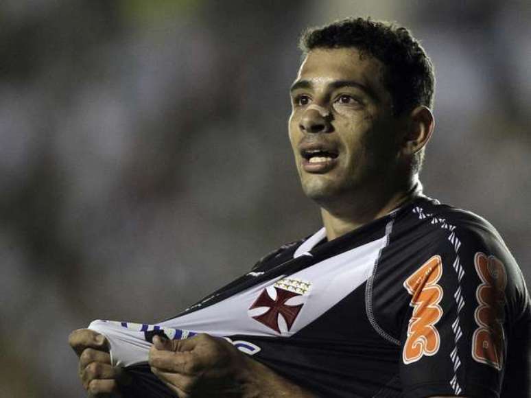 Diego Souza fez ótima temporada com o Vasco em 2012 e hoje processa o clube carioca