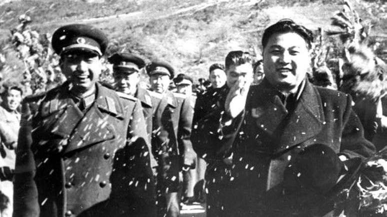 O fundador da Coreia do Norte, Kim Il-sung, estebeleceu as regras do partido comunista 