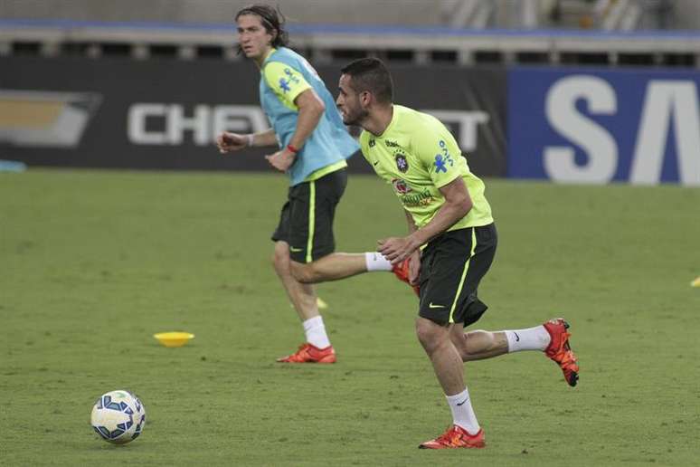 Seleção brasileira treina na Arena Castelão para o jogo contra a Venezuela.