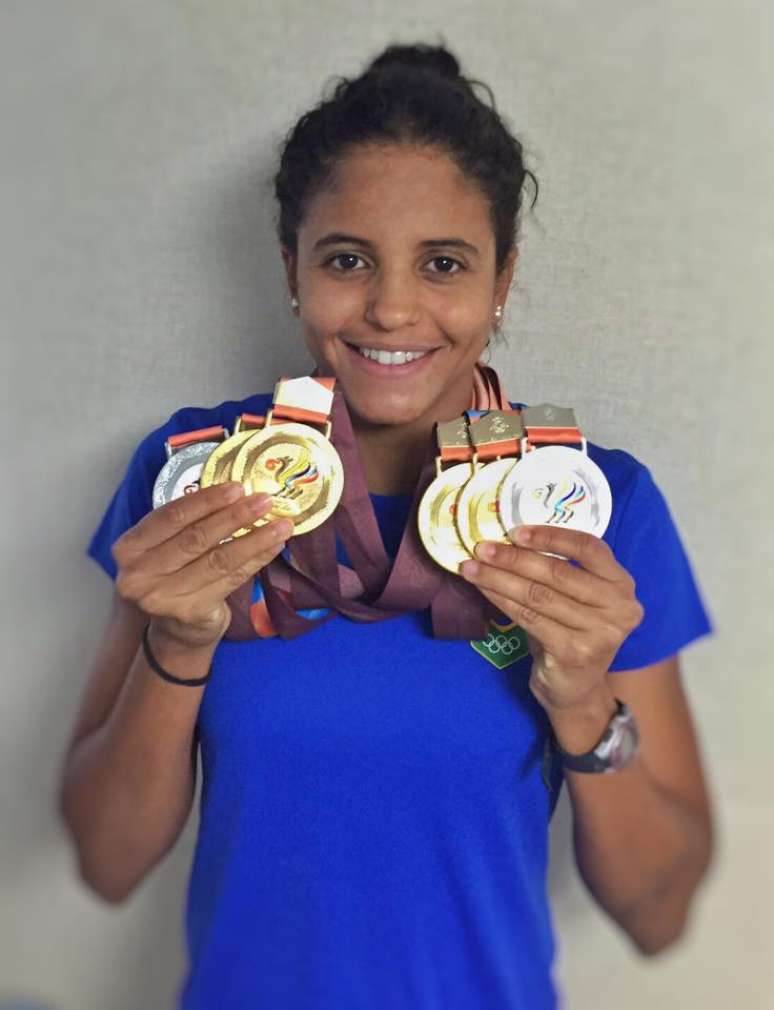 Etiene Medeiros conquistou 4 medalhas de ouro nos Jogos Mundiais Militares
