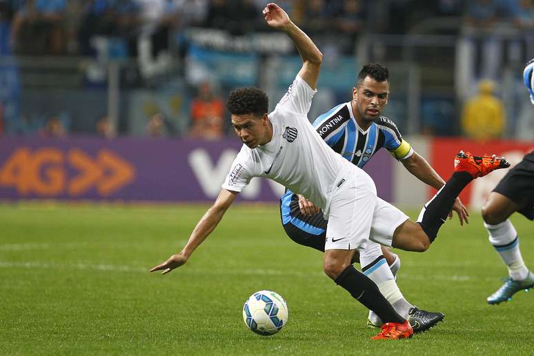 Grêmio e Santos fizeram uma partida bastante equilibrada em Porto Alegre