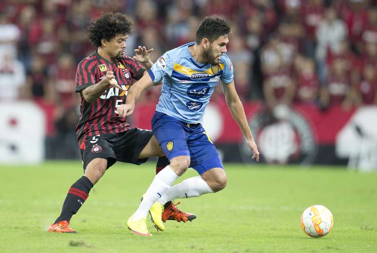 Atlético-PR joga por empate no Paraguai para chegar à semifinal