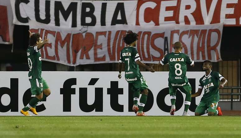 Maranhão fez o gol de honra da Chapecoense em Buenos Aires