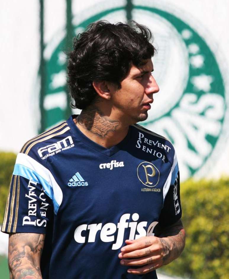 Victor Ramos ficou um ano no Palmeiras e não quis renovar contrato por conta de desentendimentos com o técnico Marcelo Oliveira