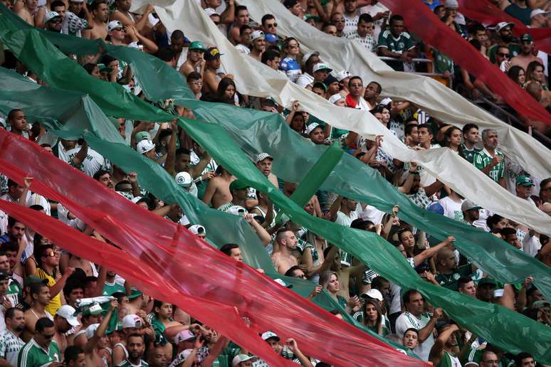 Torcida do Palmeiras vai conferir o 2º e decisivo jogo da final contra o Santos em casa, no Allianz Parque