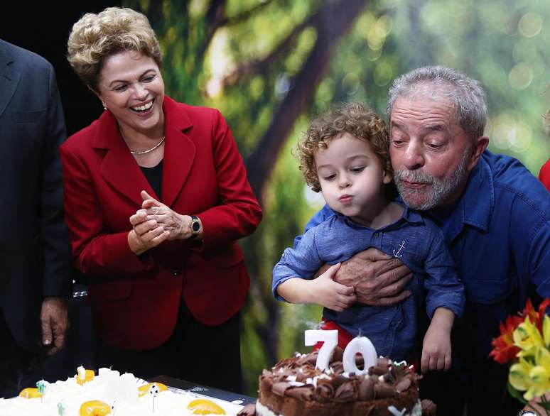 Lula comemorou o anivers&aacute;rio ao lado dos familiares e poucos amigos