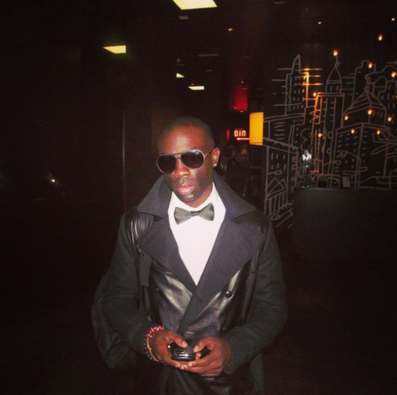 Sarpong desfilou para grifes como Tommy Hilfiger, Gucci, Versace e foi o primeiro modelo negro da Louis Vuitton