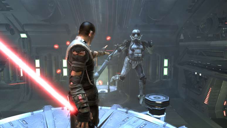 O protagonista do game é Starkiller, o aprendiz secreto de Darth Vader