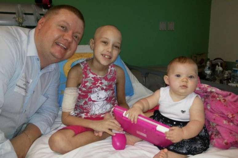 Evanildo Manske, testemunha de Jeov&aacute;, s&oacute; autorizou tratamento com hemoderivados na filha, Luana