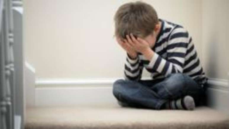 Dois terços dos abusos infantis ocorrem dentro do círculo familiar 
