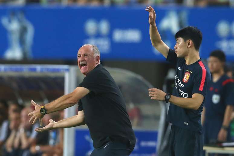 Felipão chegou em junho para substituir o italiano Fabio Cannavaro