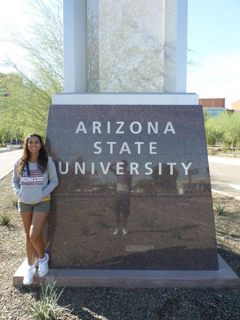 Marcela é a fundadora do Brazilian Club, um grupo de estudantes brasileiros, na Universidade do Estado do Arizona nos EUA