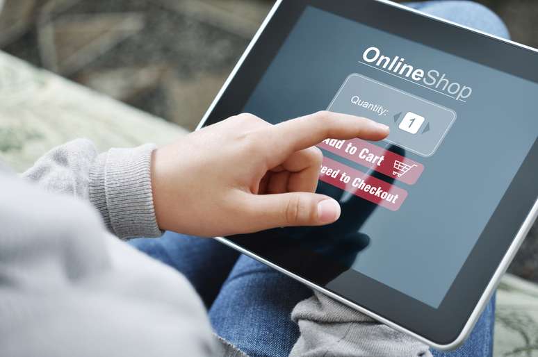 Compras através de tablets e smartphones estão em expansão no varejo online