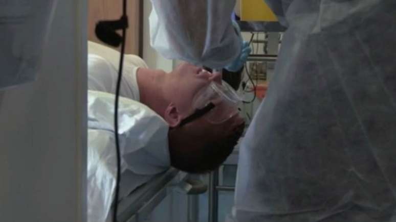 Dose &eacute; administrada a partir de sinal sonoro