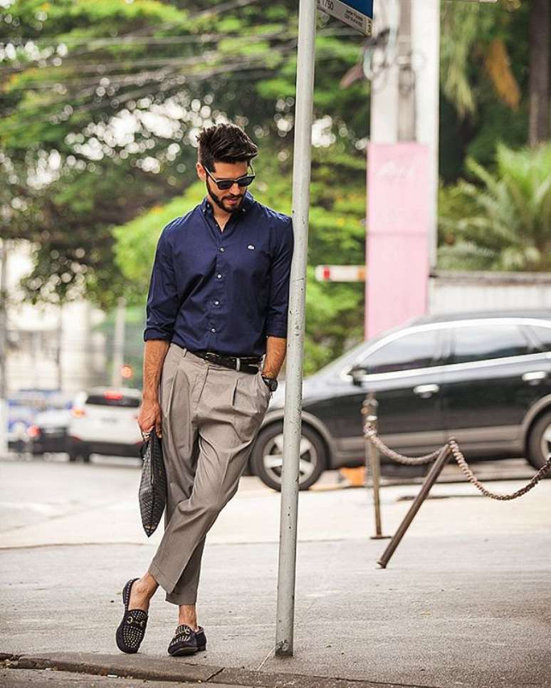 Kadu Dantas arrasa no look com calça curta