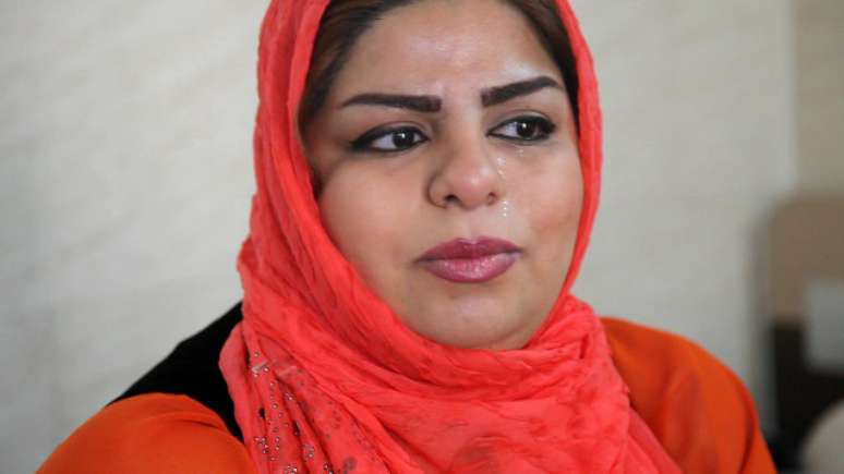 Maryam sofreu com o preconceito por ser adotada (BBC)