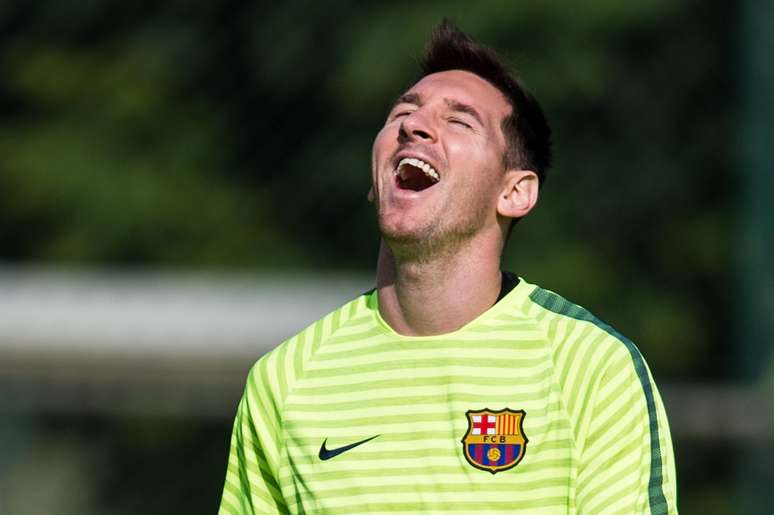Messi trabalha para enfrentar o Real Madrid no dia 21 deste mês