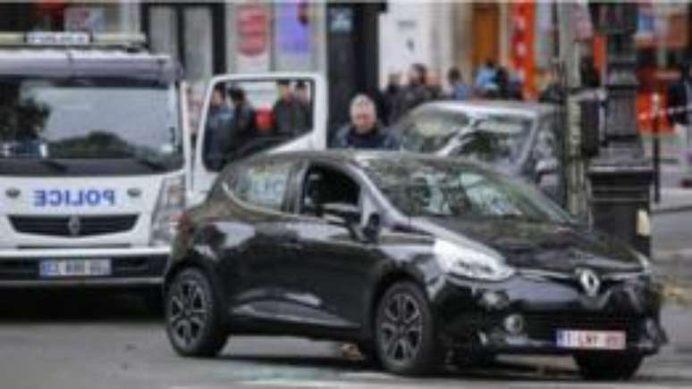 Polícia localizou carro que teria sido usado por autores de atentado