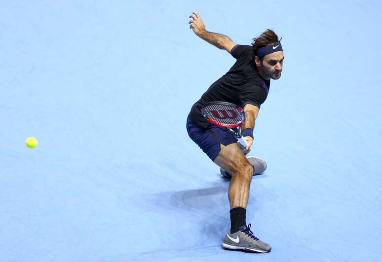 Federer não precisou do 3º set para derrotar Djokovic em Londres