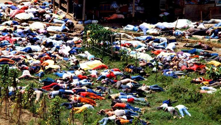 Corpos de habitantes de Jonestown
