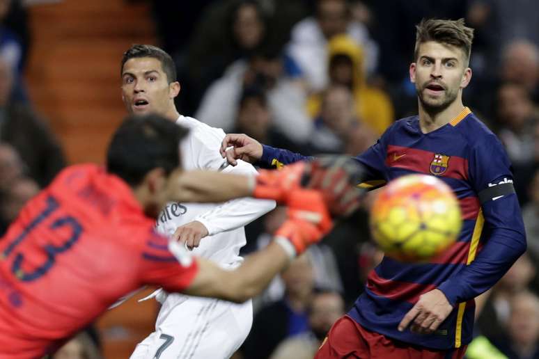 Goleiro Bravo fez boas defesas e segurou o Real Madrid