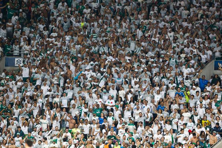 Torcida palmeirense vai lotar o Allianz Parque no segundo jogo da decisão da Copa do Brasil contra o Santos