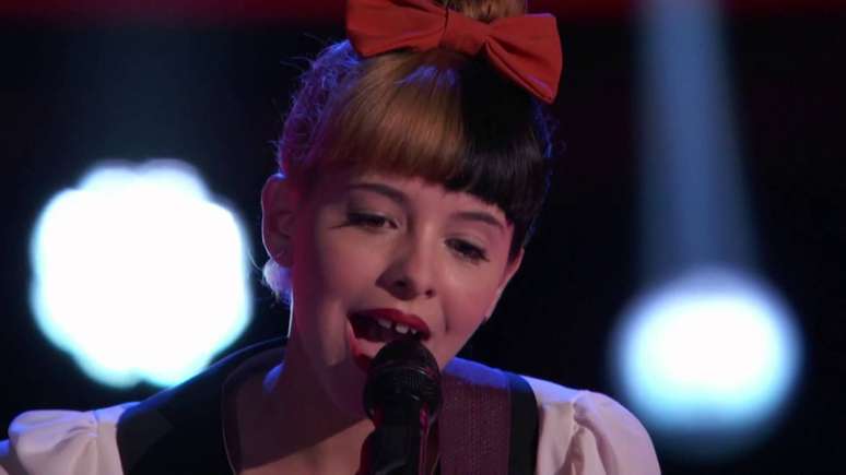 Com apenas 16 anos, Melanie Martinez fez sucesso no The Voice norte-americano em 2012