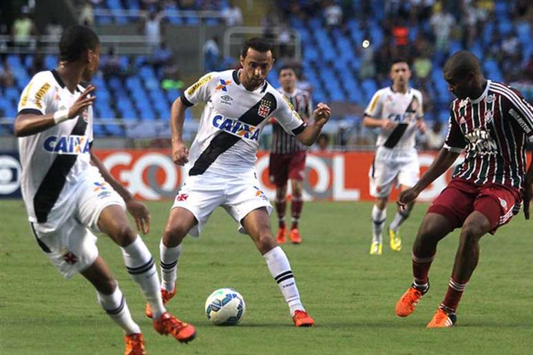 Amizades fora de campo entre jogadores do Vasco e Flu minimizam chances de entrega de jogo