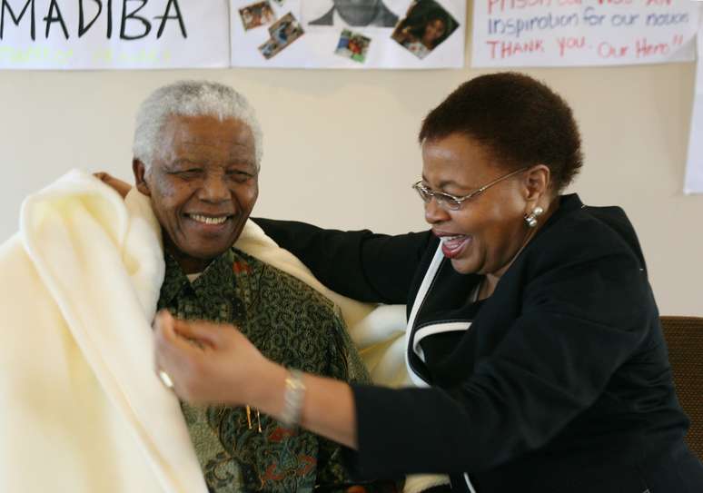 Josina é filha de Graça Machel, viúva de Nelson Mandela