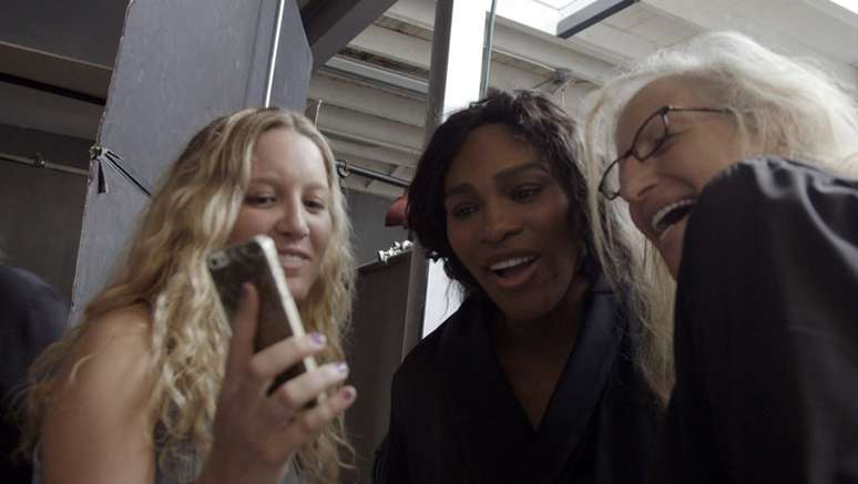Serena Williams ao lado da fot&oacute;grafa Annie Leibovtz